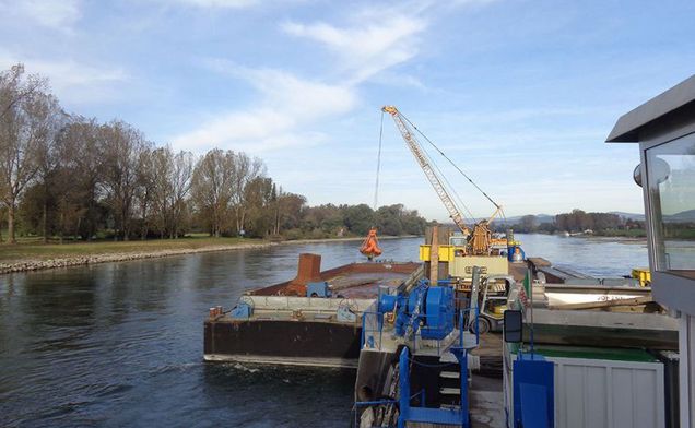 Slide Niederalteich Schiffshavarie 2016